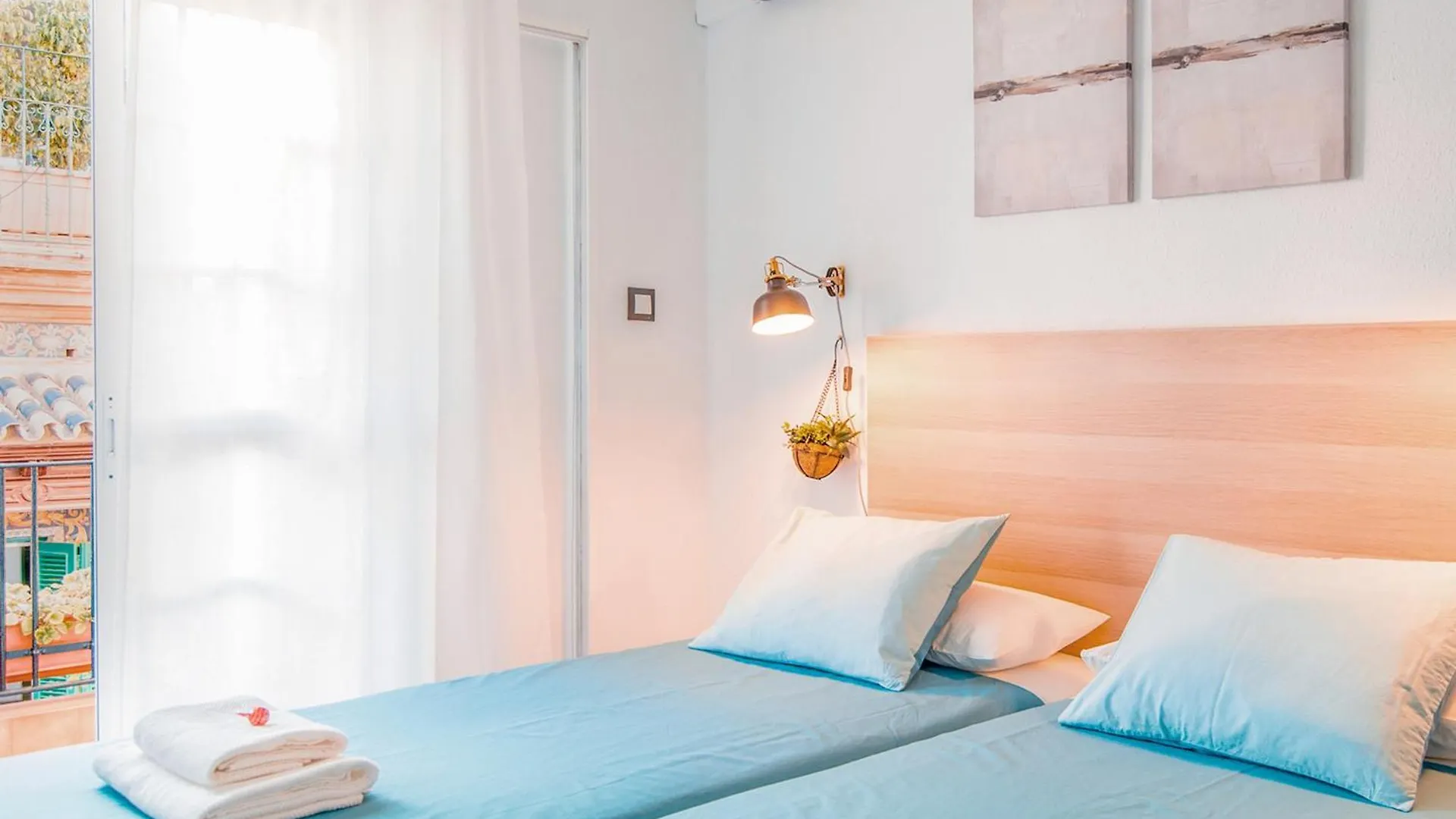 Riverside Apartment In Triana Seville Spain