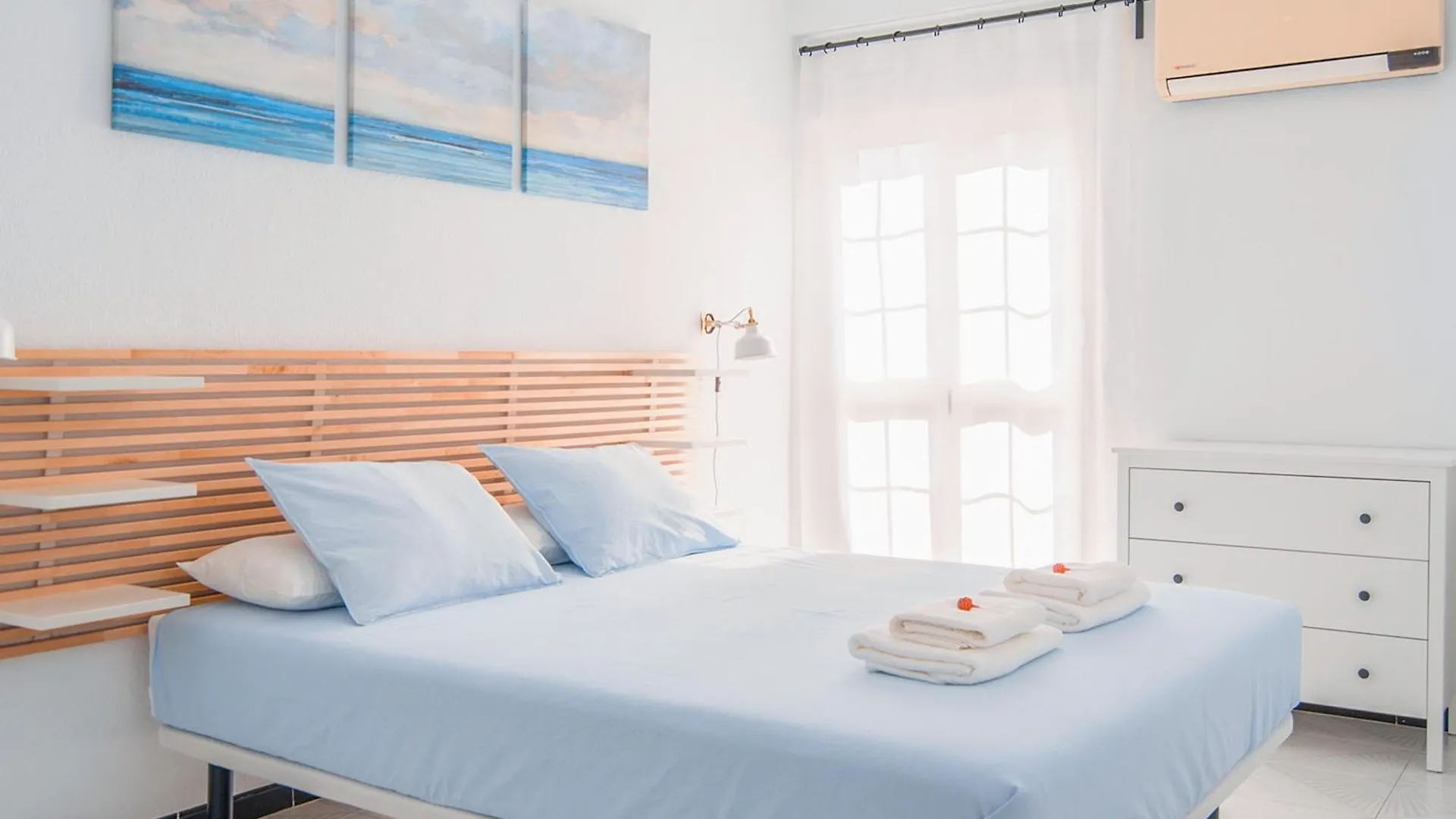 Riverside Apartment In Triana Seville